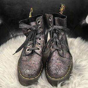 Dr Martens air wair platform boots size 7 black and silver
